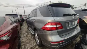 Mercedes-Benz M Class ML350 4MATIC 4dr SUV AWD (3.5L 6cyl 7A) 2014 Gray