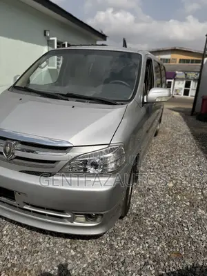 Toyota HiAce 2014 Grey