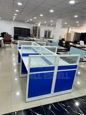 4 Seater Workstation Staff Table