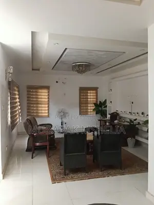 2bdrm Bungalow in Galadimawa for sale
