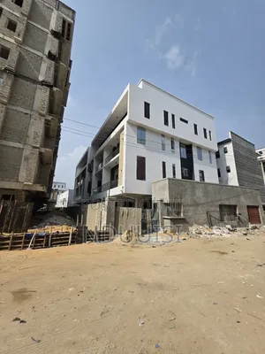 4bdrm Townhouse/Terrace in Ikate-Elegushi for sale