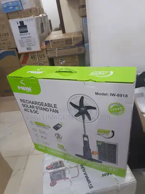 Iwin 18-Inch Rechargeable Solar Cooling Fan