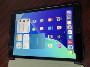 Apple iPad 10.2 (2020) 128 GB Gray