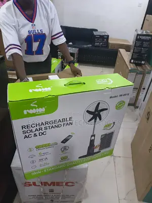Iwin 18-Inch Solar Rechargeable Electric Fan
