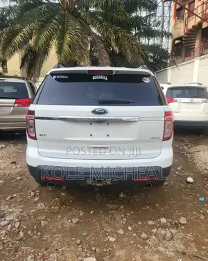 Ford Explorer 2014 White