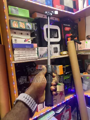 R1s Bluetooth Selfie Stick With a Built-in Tripod Led Light