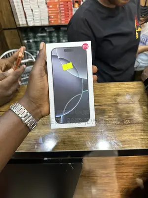 New Apple iPhone 16 Pro Max 512 GB Black