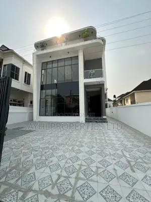Luxury 4 Bedroom Duplex