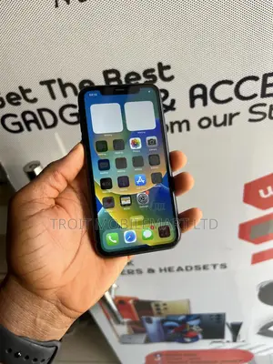 Apple iPhone 11 64 GB Black