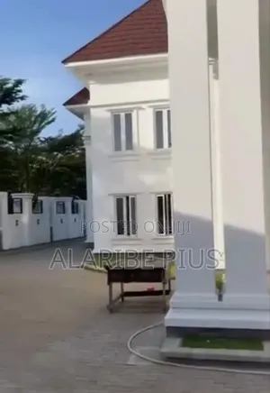 7bdrm Duplex in Self Compound, Jabi for sale