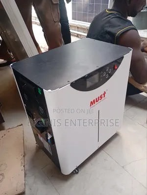 Very Strong Must Solar Generator