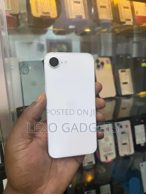 Apple iPhone 16e 128 GB White