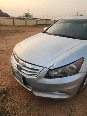 Honda Accord 2010 Silver