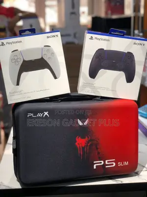Brand New Ps5 Controller With Ps5 Bag