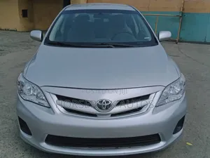 Toyota Corolla 2011 Silver
