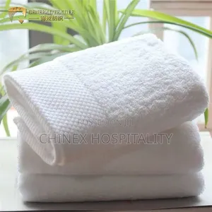 Hotel Quality Bath Towel 650g (75×145cm) – Soft & Super Absorbent