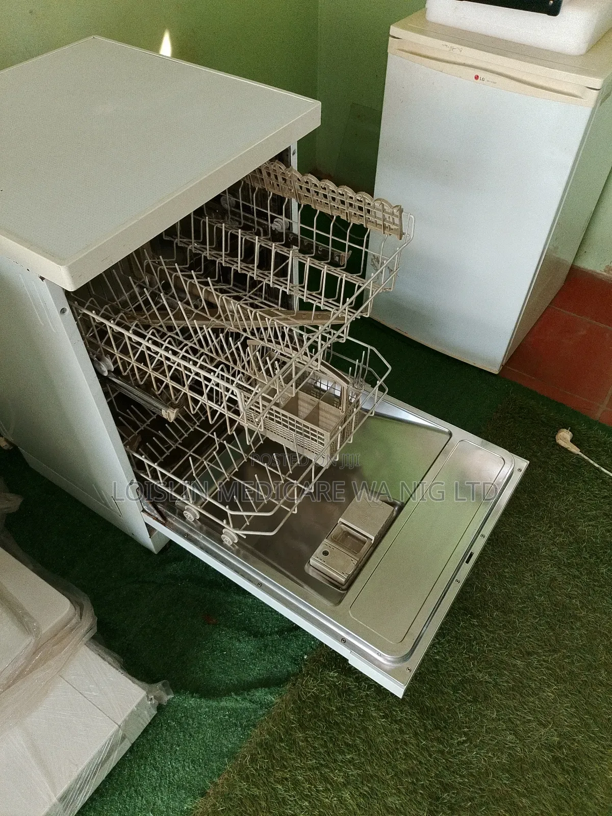 Siemens Compact Tabletop Dishwasher