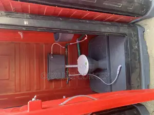 Mobile Toilet With Roof Water Tank