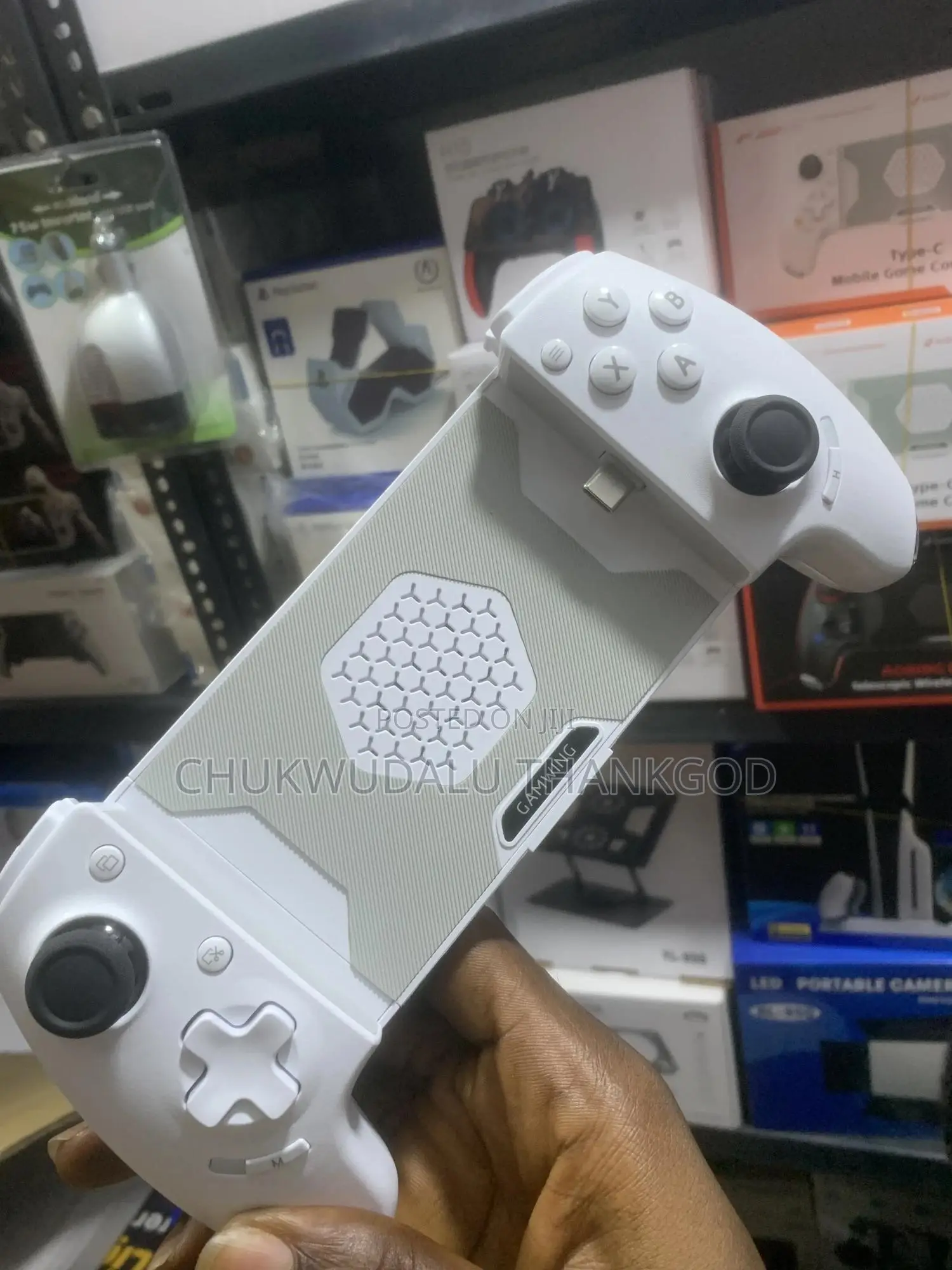 Type-C Mobile Game Controller