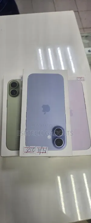 New Apple iPhone 17 256 GB