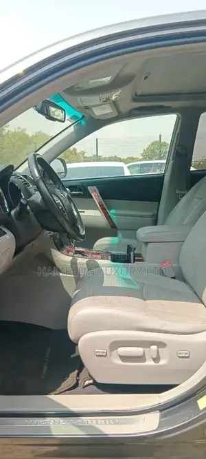 Toyota Highlander 2012 Gray