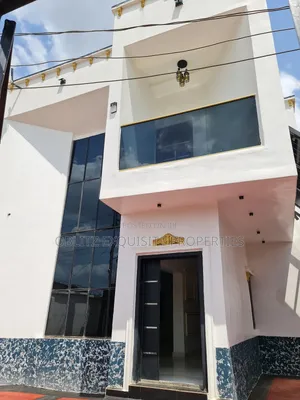 4bdrm Duplex in World Bank Housings, Owerri for sale