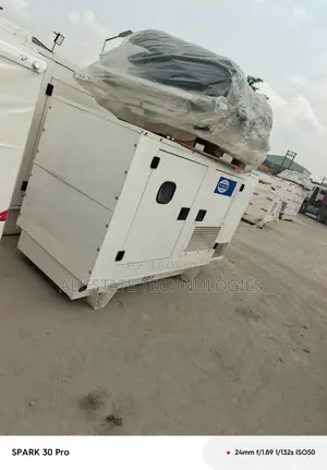 Fg Wilson 45kva Perkins Engine Soundproof Power Genset