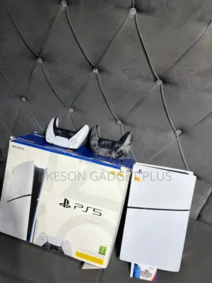 Used Ps5 Slim With 2 Pads and 12 Games Fc26