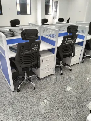 Good Four Seats Workstation