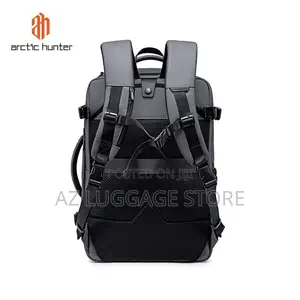 Quality Back With Hand Bag Carriers