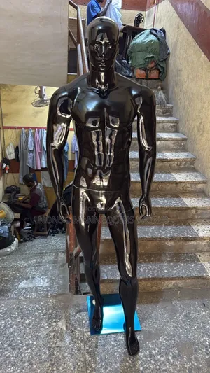 Glossy Black Male Mannequin With Face