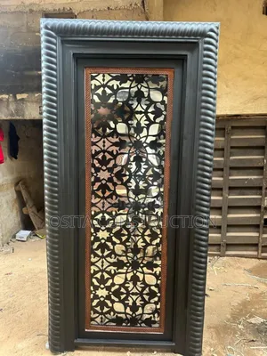 Design Door With Design Pan