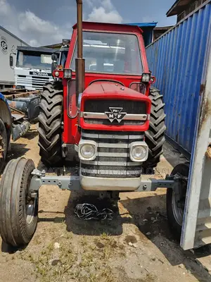 Massey Ferguson Farm Tractor 165