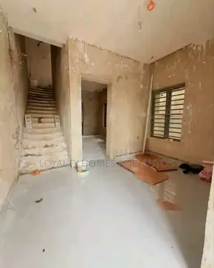 4bdrm Duplex in Ikeja for sale