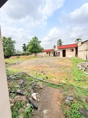 Dry Land in Ikeja Gra