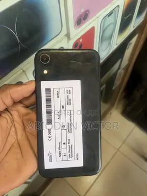 Apple iPhone XR 64 GB Black