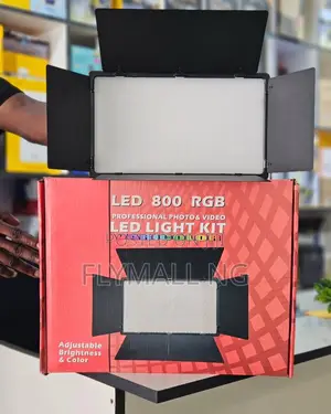 Professional Portable RGB Led 800 Light Kit Photo Video Fill Light
