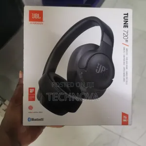 JBL Tune 720bt Are Wireless Over-Ear Headphones