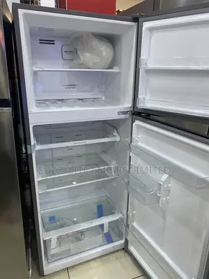 Hisense Double Door Refrigerator 375 Liters