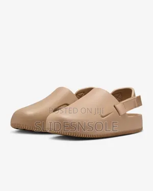 Nike Calm Everyday Slip-on Mules