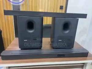JBL Bar 500 - 5.1-Channel Soundbar Wireless Subwoofer, Dolby Atmos