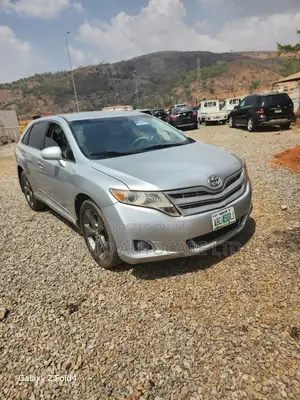 Toyota Venza V6 AWD 2010 Silver