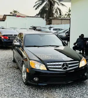 Mercedes-Benz C300 Luxury Sedan AWD (3.0L 6cyl 7A) 2008 Black
