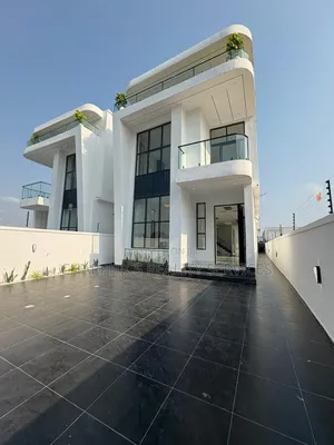 5bdrm Duplex in Lekki Phase 2 for sale
