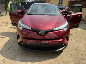 Toyota C-HR 2018 Red