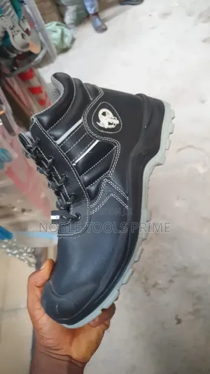 Safety Shoe