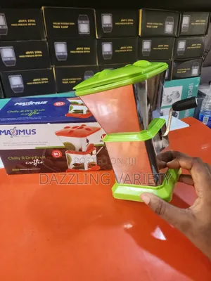Portable Hand Grater With 14 Blades