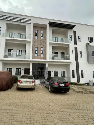 3bdrm Block of Flats in Wuye for sale