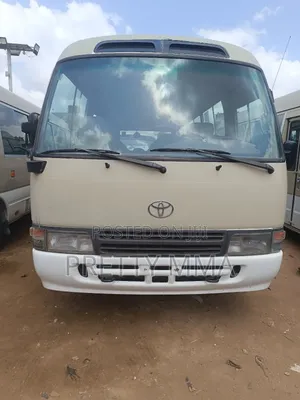 Toyota Coaster 2017 Beige