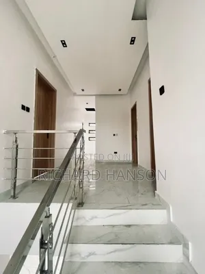 4bdrm Duplex in General Paint, Ajah for rent